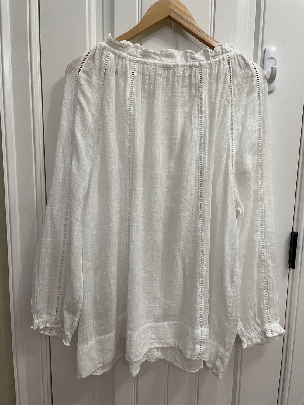 SUNDANCE  White Boho Peasant Top with Tassel Tie Size XXL - Picture 5 of 6